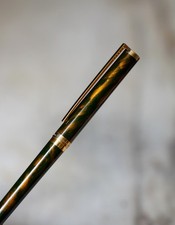 STYLO PLUME S.T. DUPONT LAQUE