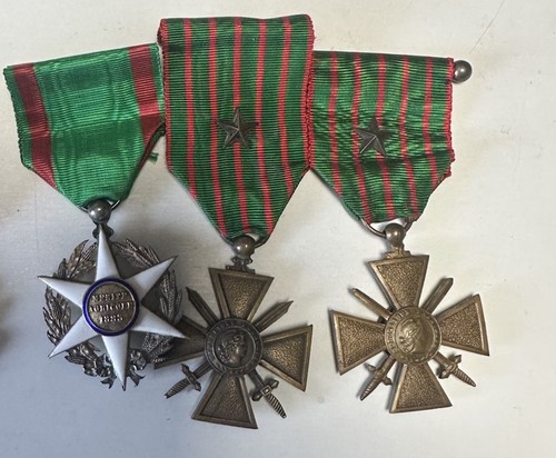 Médailles militaires 2 - médailles,