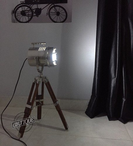 Lampe sur pied trépied - lampe,