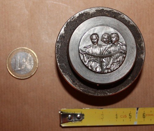 Poinçon médaille - poinçon,