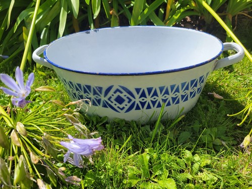 Ancienne bassine blanche - bassine, et