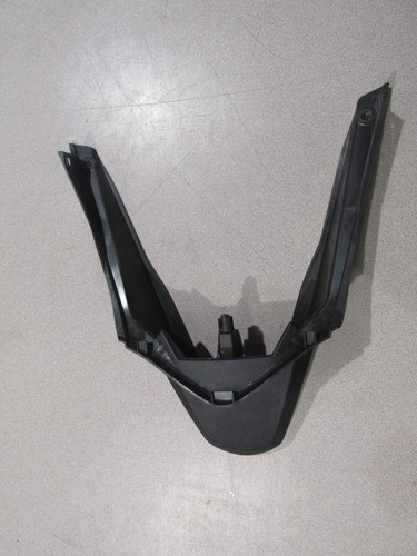Plastique arrière inférieur