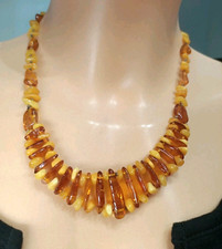 Ancien Collier En Ambre Naturel Jaune Orange .