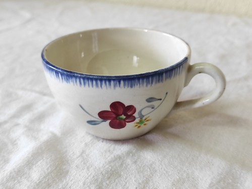 Ancienne tasse café - à,