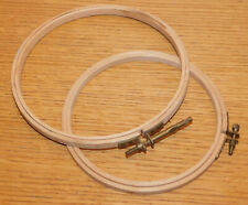 VINTAGE 2 cerclage Cadre de broderie couture en bois 18-16cm patchwork cerceau