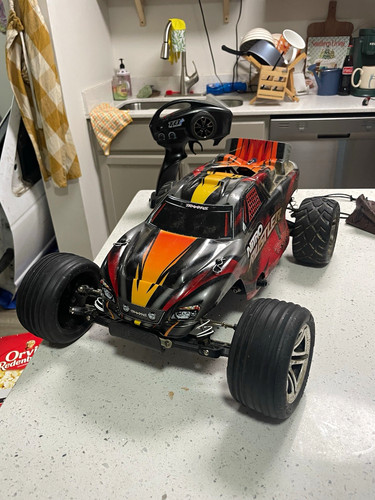 Traxxas nitro rustler 2wd - nitro, 1/10