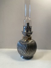 Belle lampe à pétrole Art
