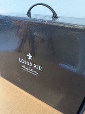 Louis XIII display / service