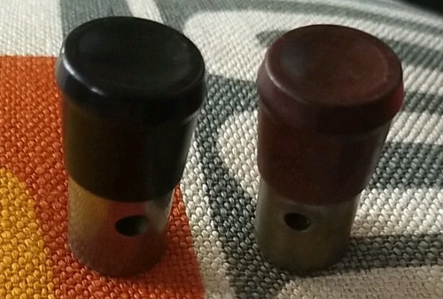 Lot soupapes sifflets de - 2,