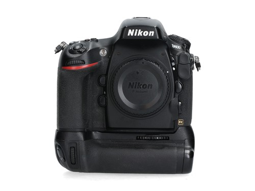 Nikon d800 d12 75 000 - -,
