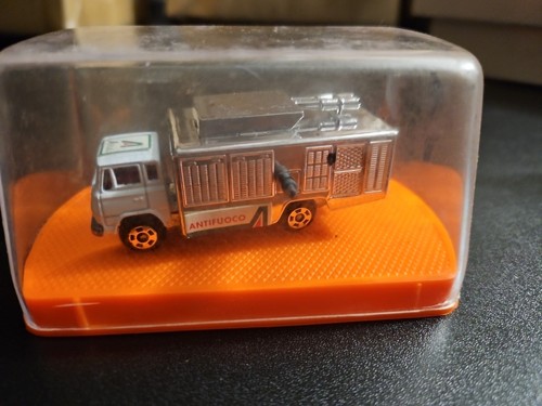 Voiture miniature camion - miniature,