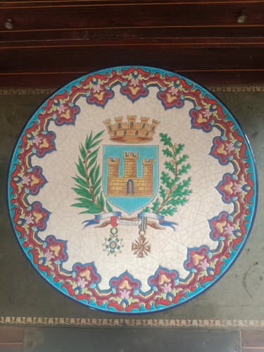Grand plat emaux - , de
