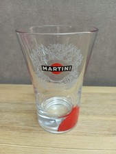 Un verre apéritif MARTINI