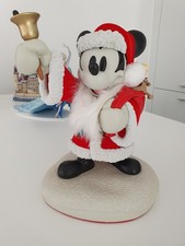 MED Figurine de Mickey en