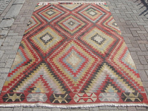 Tapis kilim design