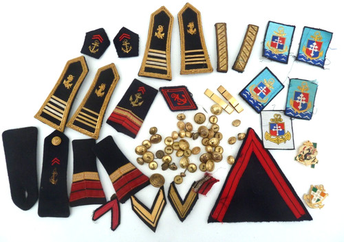 Lot insignes 40 boutons - 40,