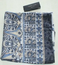 Echarpe carrée ton bleu 100%