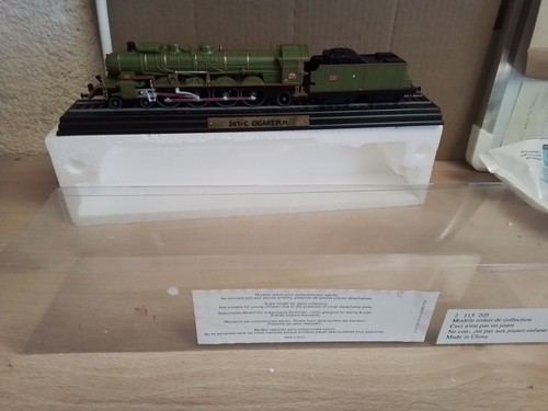 Echelle locomotive 241 - echelle, ho.