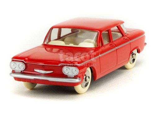 Chevrolet corvair 1961 dinky - corvair,