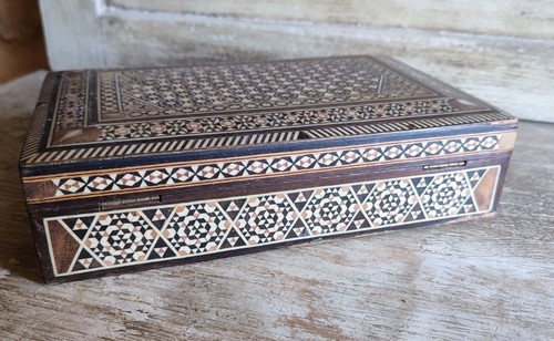 Ancienne boite marqueterie - ancienne,