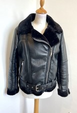 veste T38 faux cuir brillant