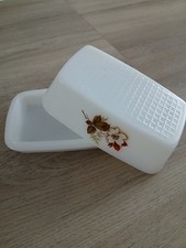 ancien beurrier arcopal motif