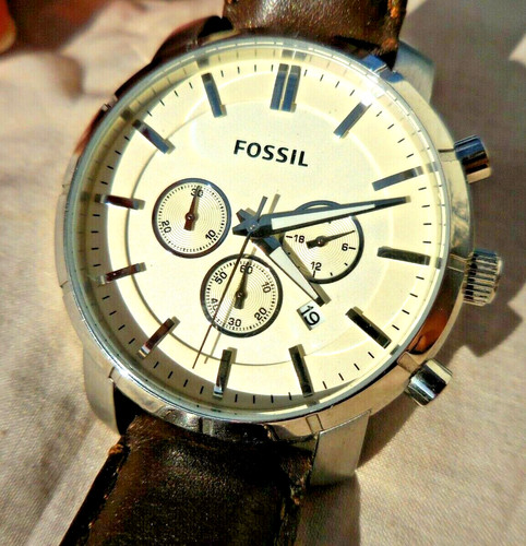 élégante montre fossil - montre,