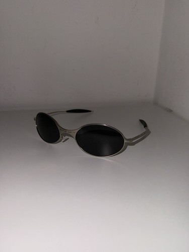 Rare oakley wire vintage - oakley, e-wire