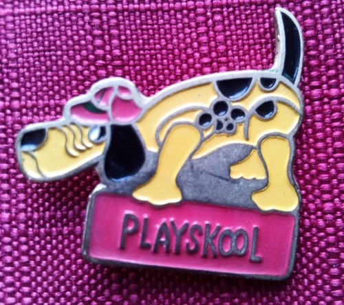 Pin chien rufo - pin's, le