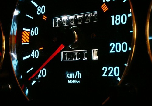 Mercedes 190 w201 glow calibre - mercedes,