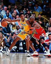 Kobe Bryant Los Angeles Lakers Autographed 8x10 Photo reprint