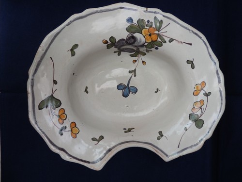 Ancien plat barbe - a,