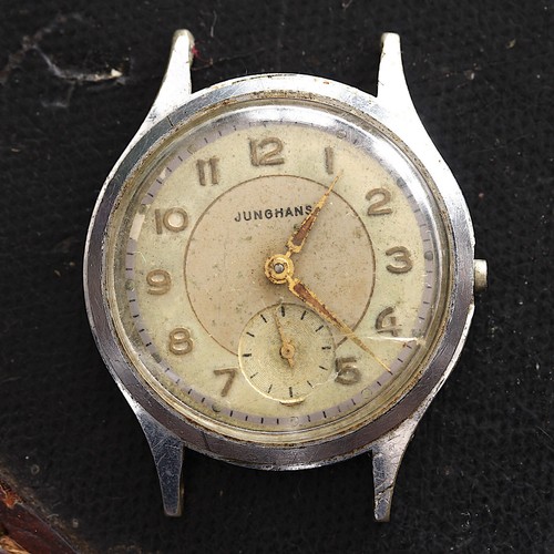 Montre mécanique ancienne