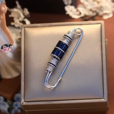 Broche Argenté Trombone Serti