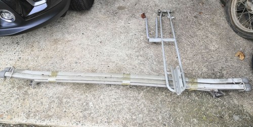 Ancien porte velo - porte, voiture