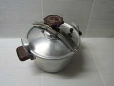 ANCIENNE SUPER-COCOTTE MINUTE