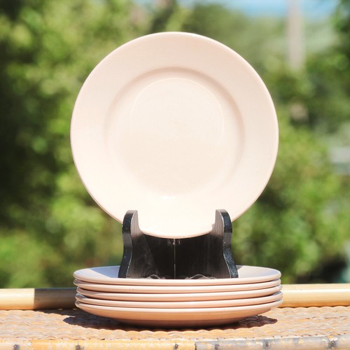 Ensemble assiettes à - de,