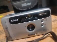 Appareil photo vintage Nikon AF 230/ Étui d'origine +/ Objectif Nikon 29 mm
