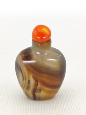 TABATIERE  (Snuff bottle)