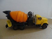 Camion toupie béton Majorette