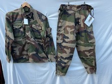 Treillis complet guérilla