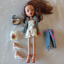 Vintage Bratz Funk Out! Out ! YASMIN Doll MGA 2004 # 19