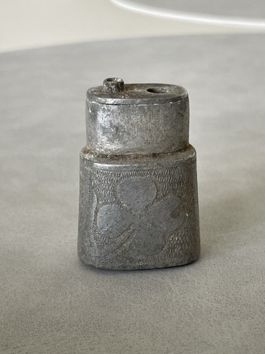 Ancien briquet - briquet,