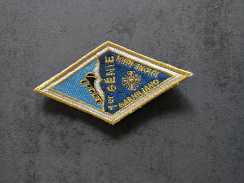 écusson militaire brodé - Écusson,