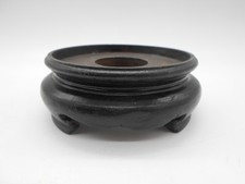 06 )  SOCLE EN BOIS POUR VASE