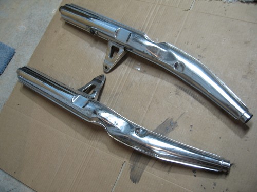 Center exhaust pipe - pipe, chrome