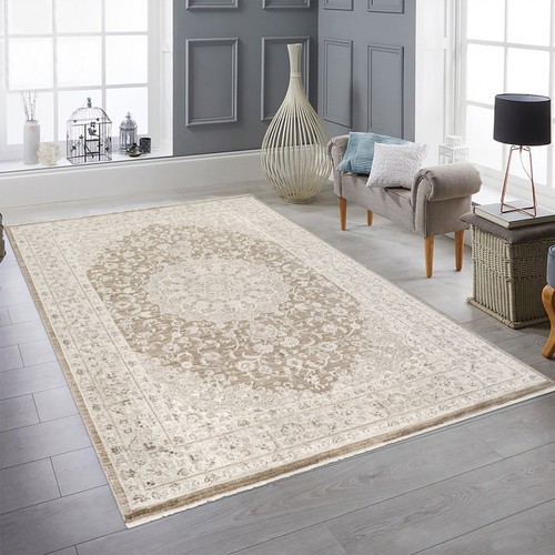 Tapis beige vintage motif