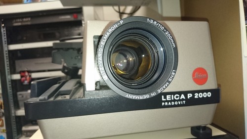 Projecteur diapo leica p2000 - diapo,