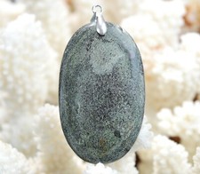 Mica schiste 73 carats - pendentif cabochon pierre naturelle - Scotland, UK 