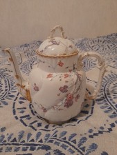 Très Ancienne Cafetière en